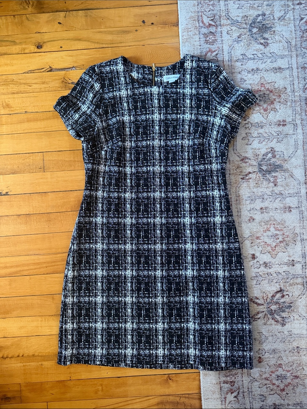 Calvin Klein Black and White Plaid Short-Sleeve Sheath Dress